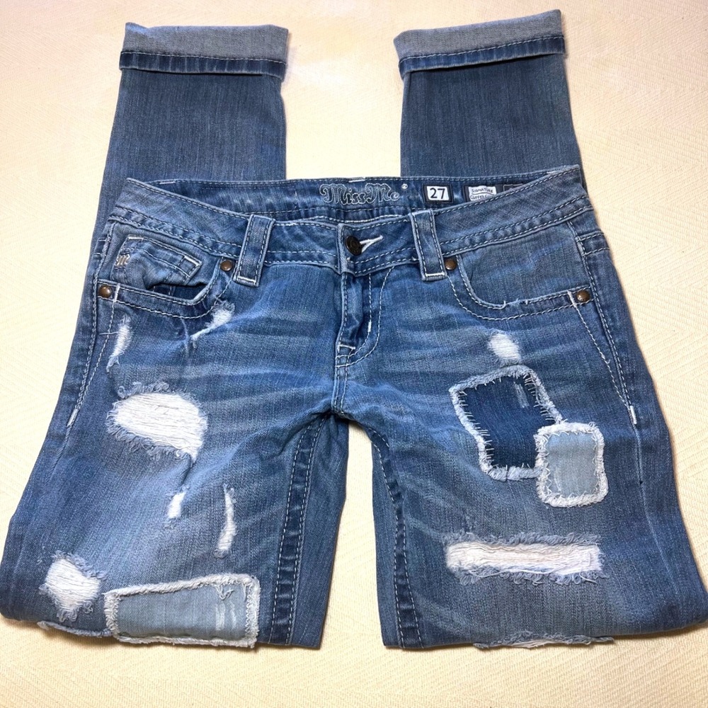 Miss Me Women's Cropped Distressed Patchwork Jeans - Blue